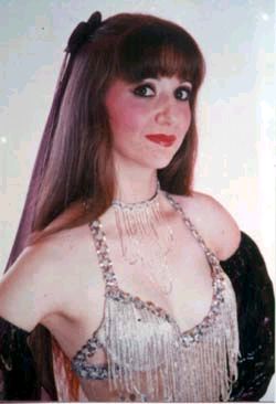 Jeanie, BDUC winner 1999 Divine Category / Bellydancer